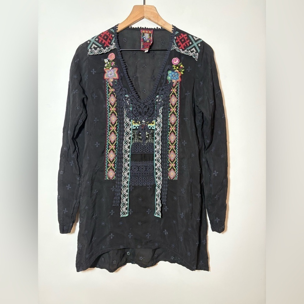 Johnny Was Black Floral Embroidered Peasant Tunic -XS